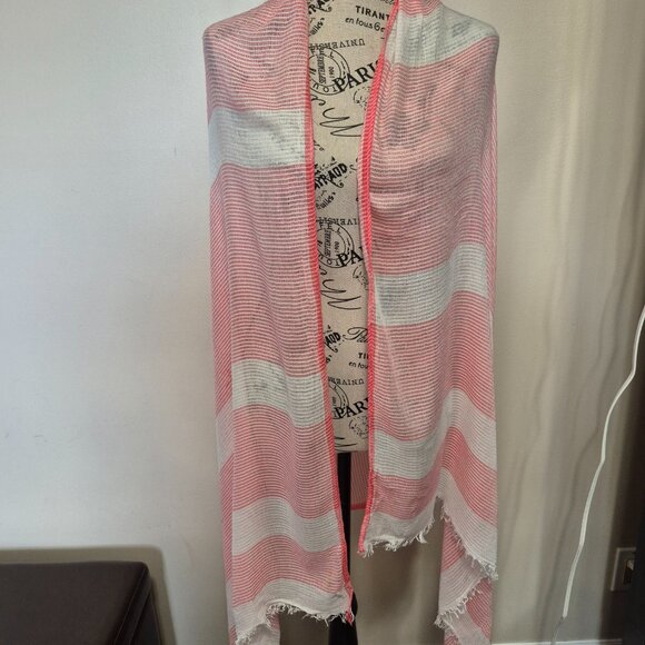 3/$25 scarf / wrap - Picture 2 of 9